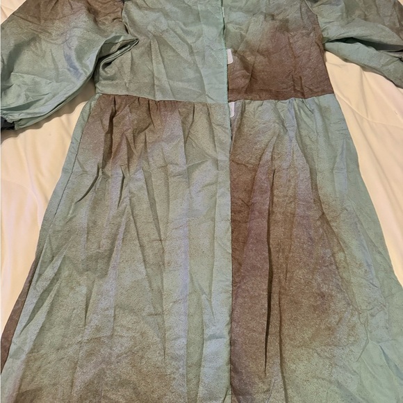 Never worn creepy girl Halloween costume . Youth size large 12-14 - Picture 3 of 7